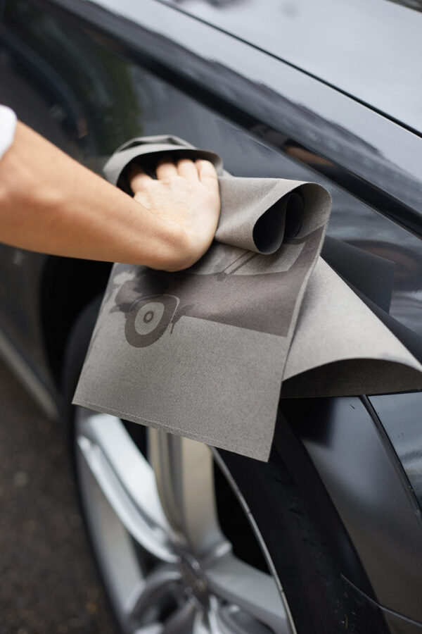 Peau de Chamois Synthétique Voiture Gris 40x60 cm - Haute absorption – Image 2