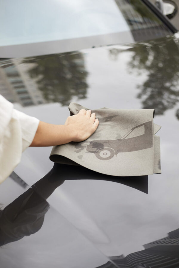 Peau de Chamois Synthétique Voiture Gris 40x60 cm - Haute absorption – Image 3